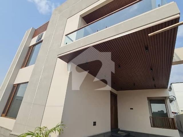 Brand New Luxury 500 Yards Bungalow For Rent