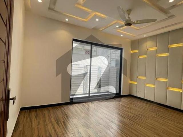 Brand New Luxurious Beautiful Modern Design Full House Lowest Rental Price In DHA Phase 7
