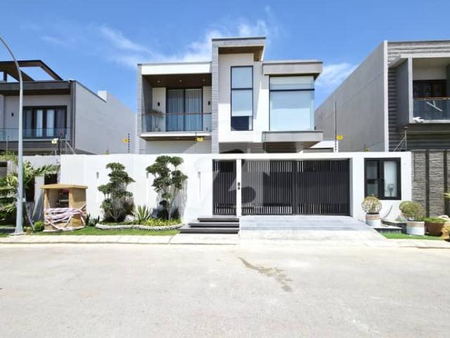 Brand New Modern Villa 500 Yards For Sale In Phase 8 DHA Karachi