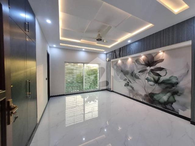Brand New Modern 10 Marla House For Sale In Overseas B Block