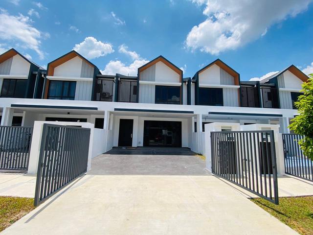 Brand New Nice House 2 Storey Terrace Serenia Anisa Kota Warisan