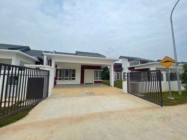 Brand New SemiD Rumah Berkembar 1 Tingkat