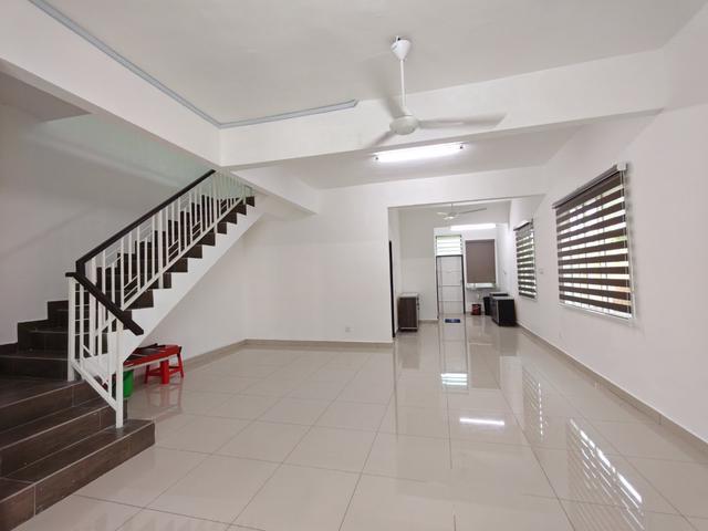 Brand New SemiFurnished End Lot For Rent Machang Bubok