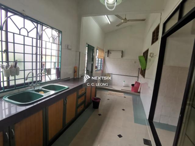 Brand new Senai Detached Factory For Sales
