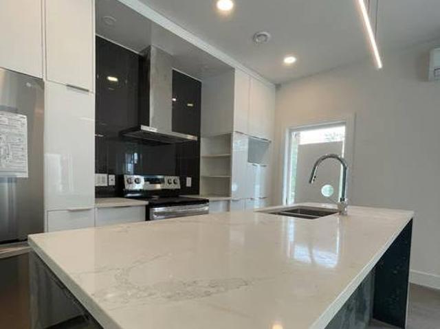 BRAND NEW SENIOR TOWNHOUSES RENTING IN HAMMONDS PLAINS