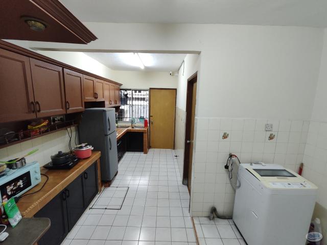 Brand new single room for rent @ USJ9 Subang Jaya