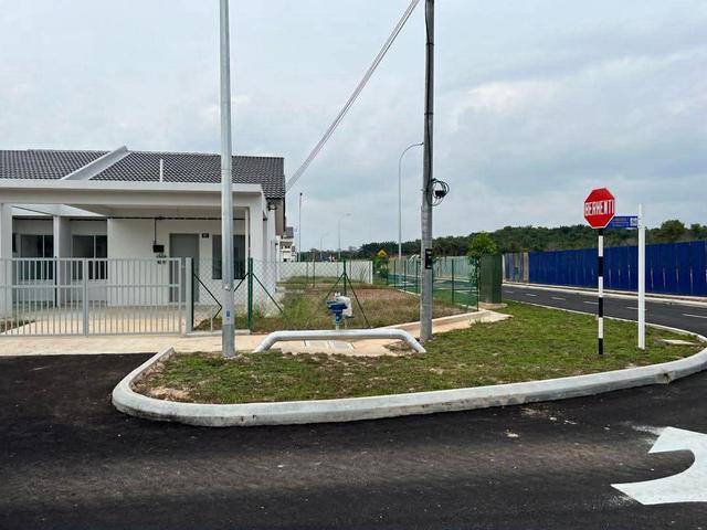 Brand New Single Storey Corner Lot In Lukut Dataran Sagar For Sale