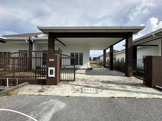 Brand New Single Storey SemiDetached at Matang 5th Mile Greenwood for