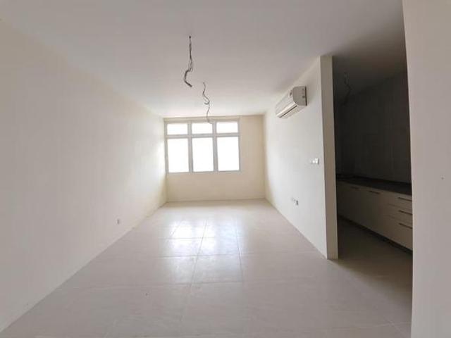 Brand New Studio Unit Riverine Diamond Condominium For Sale
