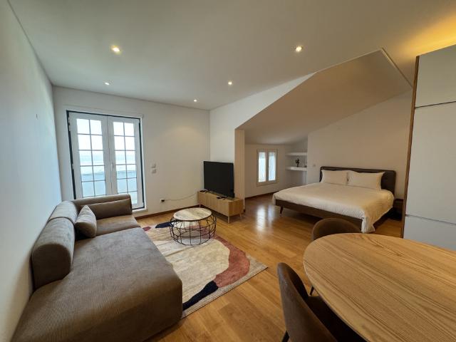 Brand New Studio with riverview · 20 min to Lisbon