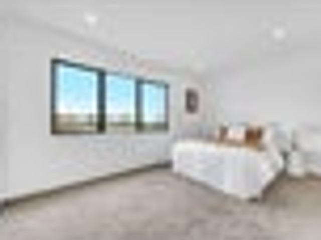 Brand New, Stylish, Freehold Home!