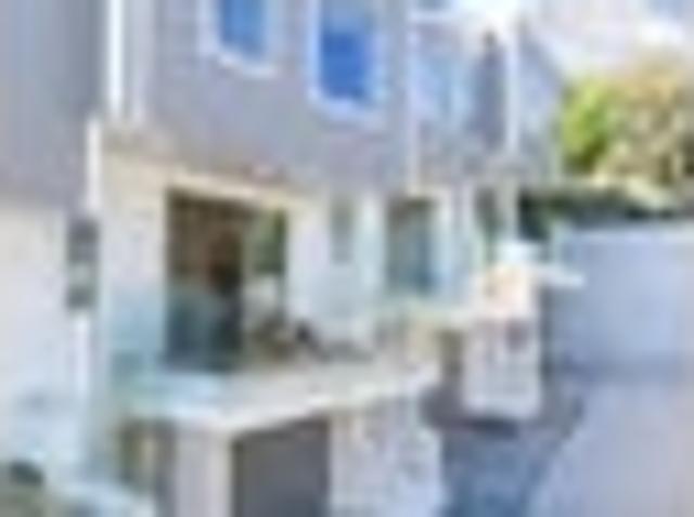 Brand New Stylish Quality Build in the Bay!