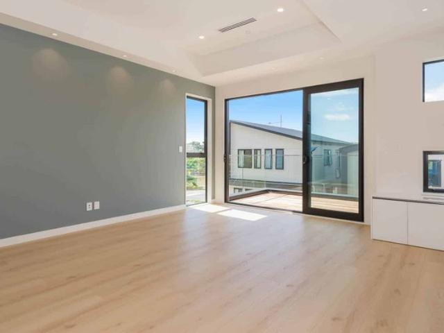 Brand New Standalone Home in Long Bay!