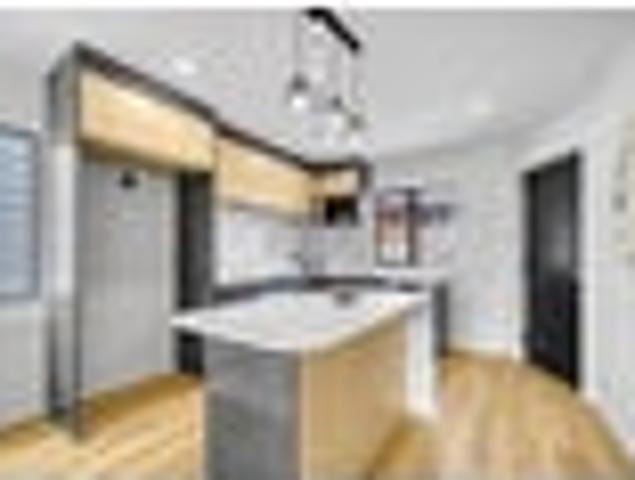 Brand New & Standalone Home – 2 Ensuites!