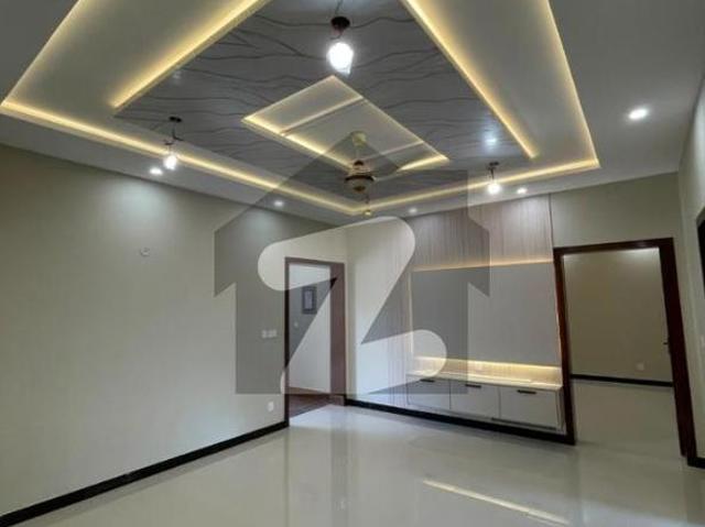 Brand New Park Face 8.5 Marla House Available Bahria Enclave Sector N