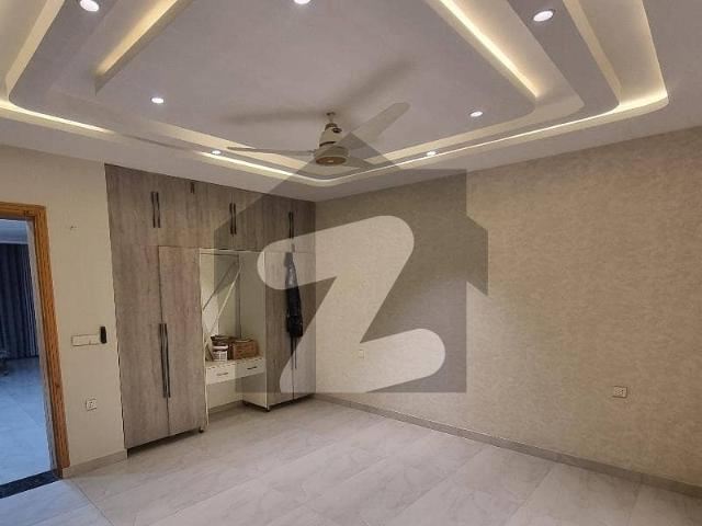 Brand New Prime Location Beautiful Upper Floor Available For Rent