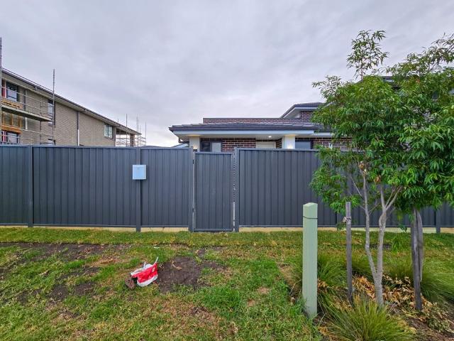 Brand New Private Granny Flat
