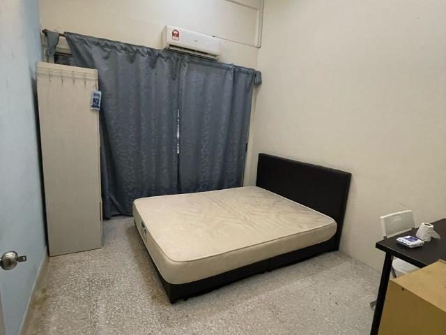 Brand New Room Middle Room at Jalan SS2/72, Fully Furnished