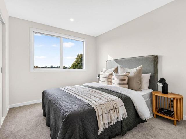 Brand New & Ready to Move In