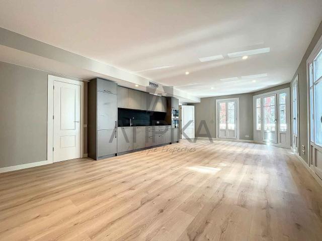 Brand new, refurbished flat next to Mercat de Galvany | Atipika Lifestyle Properties | 2025