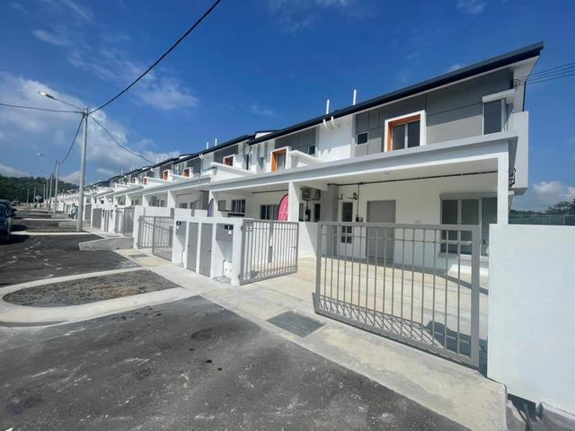 BRAND NEW Rumah Teres Dua Tingkat Freehold Kuala Kubu Baru Hulu Selang