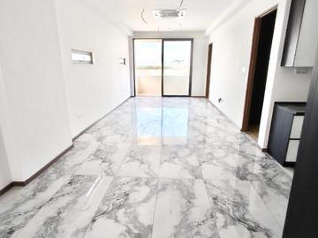 BRAND NEW TOWER 33 Below Market Value