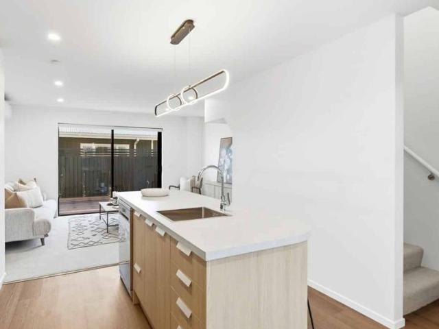 Brand New Townhouse Modern, Sunny & Low Maintenance