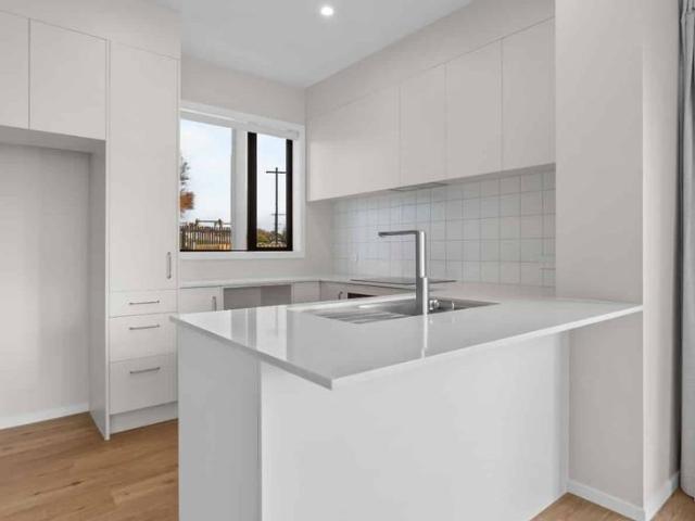 Brand new townhouse avaliable now