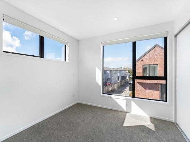 Brand New Townhouse Living in the Heart of Pakuranga