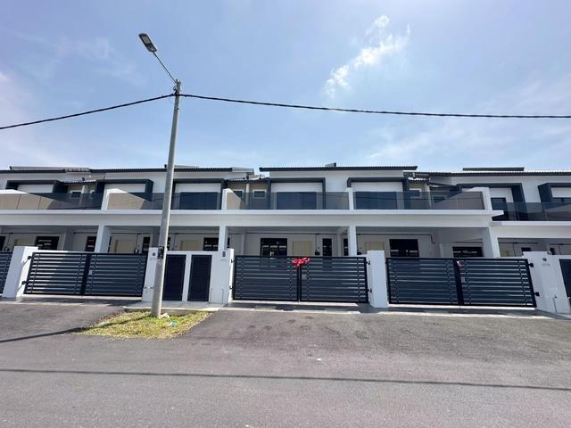 Brand New Taman Pengkalan Impian IMolek Ayer Molek