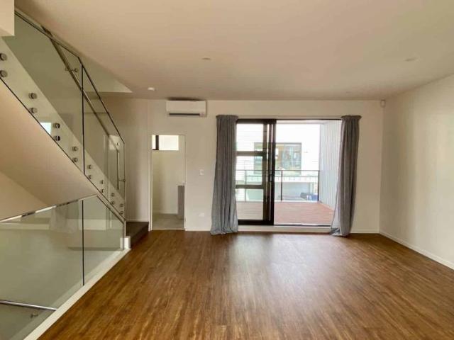 Brand new three bedroom townhouse in Northcross