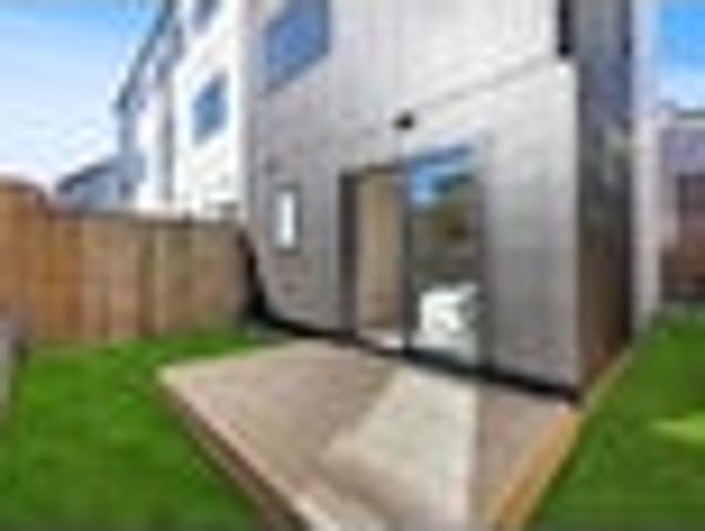 Brand New Treasure in Central Mt Albert!