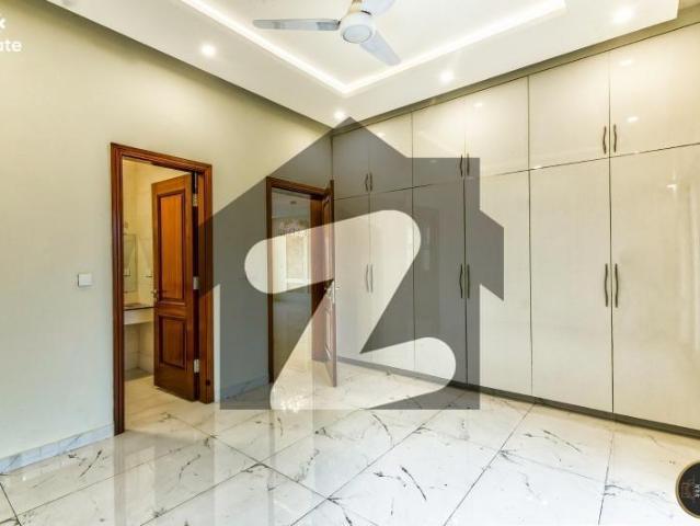 Brand New Triple Storey House for Rent D 12