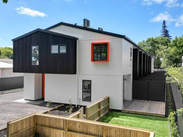 Brand New Two Bedroom Townhouse Whiteware Included