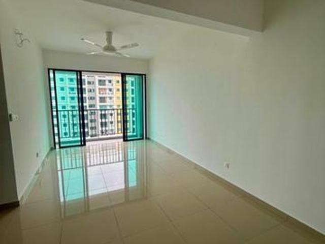 Brand New Unit Corner Lot Unfurnished