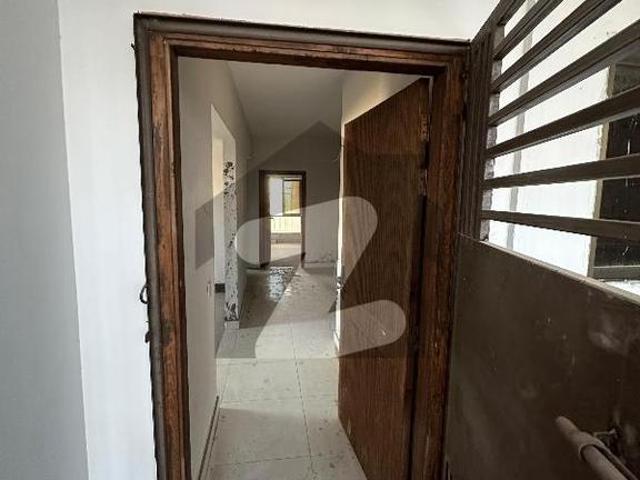 Brand new unit flat available for rent 2 bed dd falaknaz twin tower