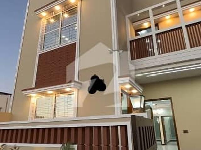 Brand new ultra luxury house