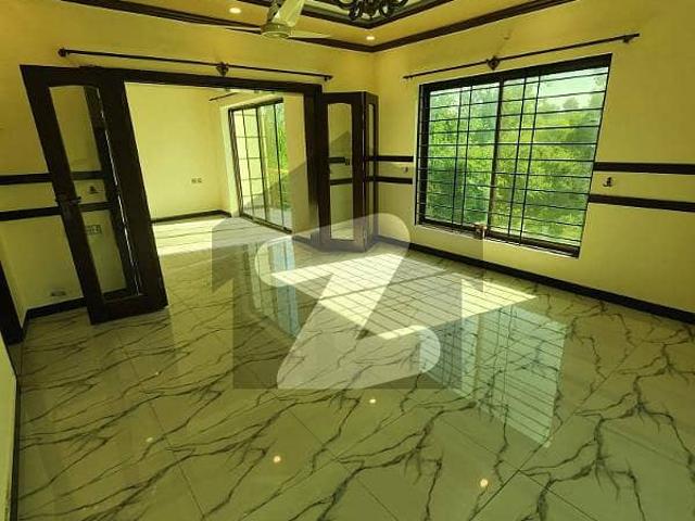 Upper Portion Available For Rent In G 10