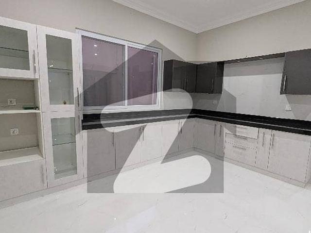 Brand New Upper Portion Luxury VIP Out Class Time Floor Dining Profit Location VIP