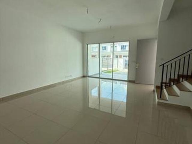 Brand New Value Buy Laelia Kota Bayuemas Klang 2 Sty Terrace House