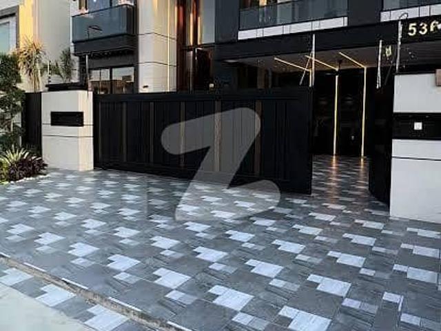 Brandnew 1 Kanal House Available For Rent