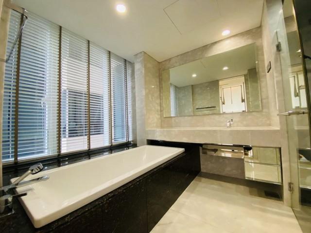 Branded dev in orchard, reno just done Apartment For Sale, $4,300,000, 3 Bed 4 Bath 1,507 sqft $2,853.00 psf