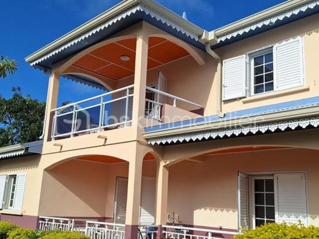 BRAS PANON – Maison familiale de 132 m² avec jardin de 517 m² – 4 chambres