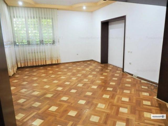 BRASADAS închiriază vila 6 cam Calea Mosilor