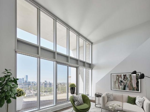 Bretton Place Studio Apartment for Rent at 44 Jackes Ave, Toronto, ON M4T 1E5 Deer Park