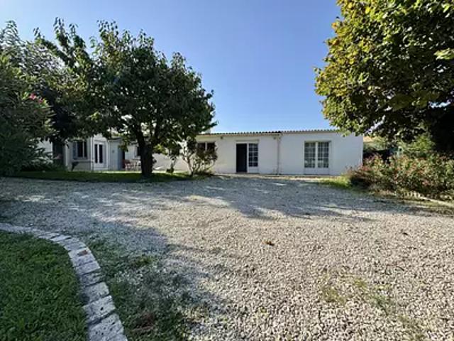Breuillet 17920 Achat / Vente maison 5 pièces t5 piscine terrasse