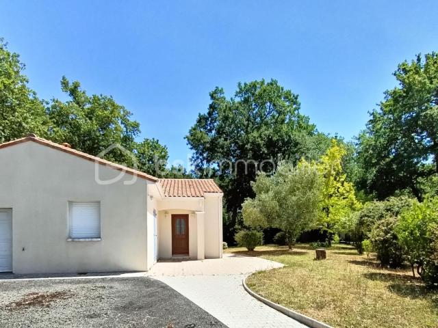BREUILLET – Maison de plain pied