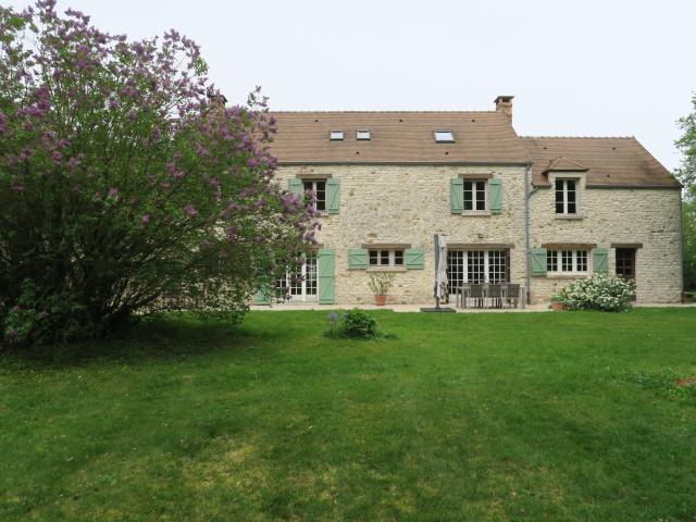 BREVAL 78980 à 10 kilomètres Axe BREVAL / BUCHELAY Maison de caractère de 350 m2 habitables sur 15