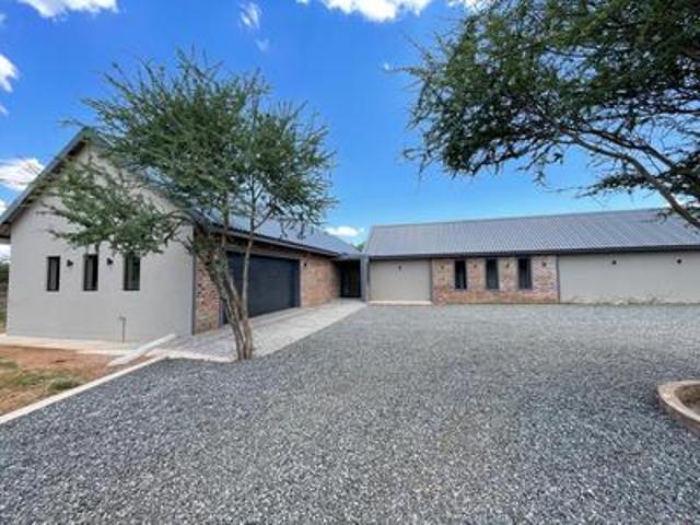 breathtaking newly build 3 bedroom h.