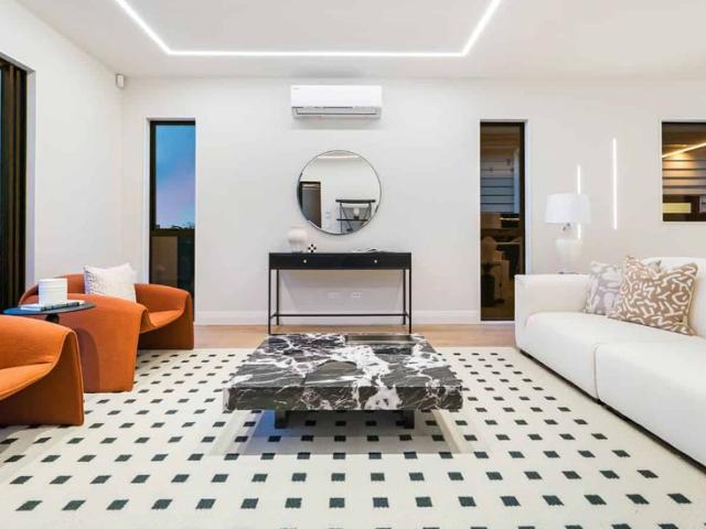 Breathtaking Waterfront Views for Rent